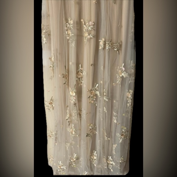 Altar’d State Floral Alora Maxi Dress size medium - Picture 5 of 7